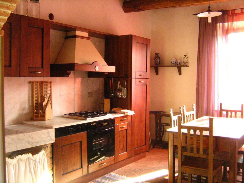 Aparthotel La Francigena Staggia Pokój zdjęcie